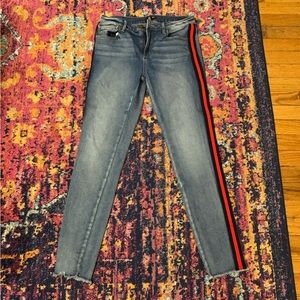 Brand: Aqua; Size: 27